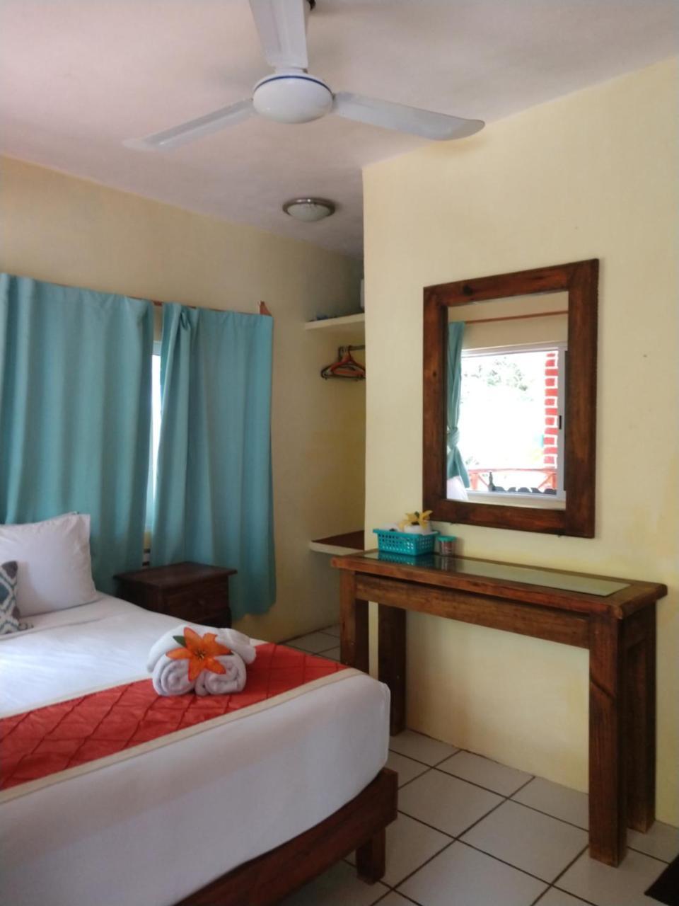 Nido Del Quetzal Hotel Bacalar Kültér fotó