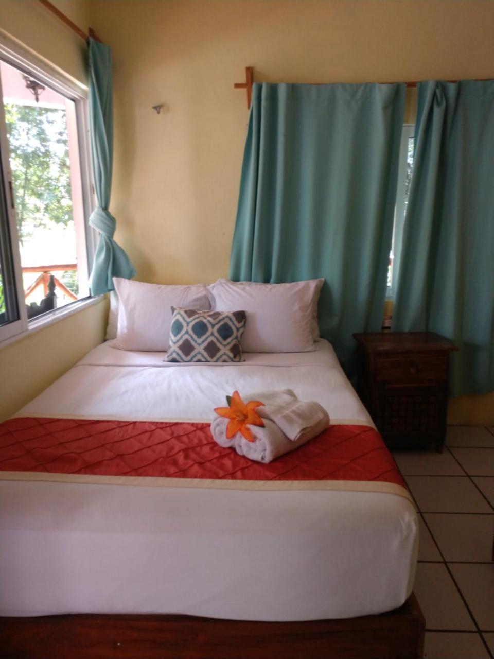 Nido Del Quetzal Hotel Bacalar Kültér fotó